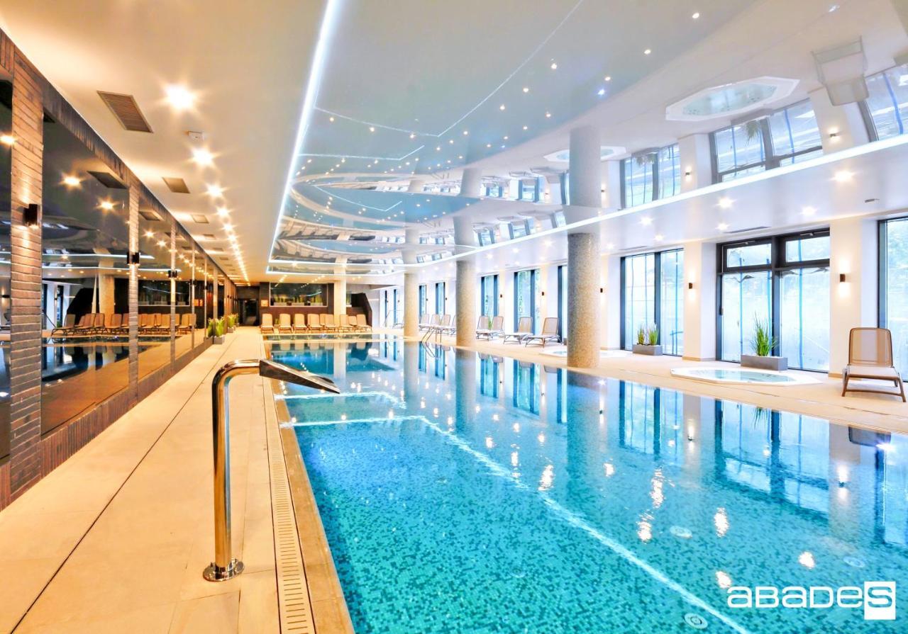 Apartament Z Wellness Nadmorskie Tarasy Kołobrzeg Exterior foto